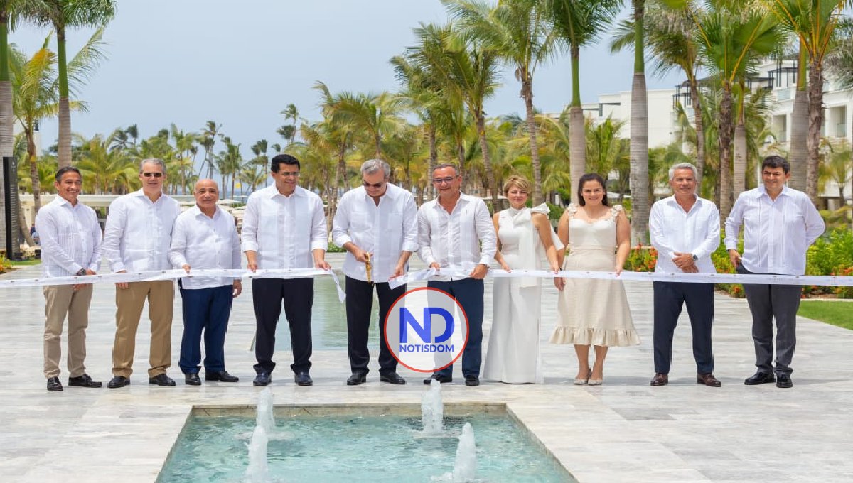 Inauguran hotel Secrets Tides Punta Cana; Collado sostiene RD «sigue de moda»