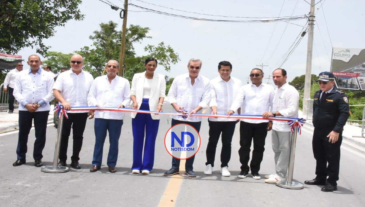 El gobierno reconstruye la carretera Domingo Maíz en Punta Cana