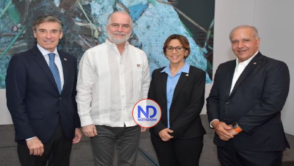 Banco Adopem y Fundación BBVA presentan informe de desempeño