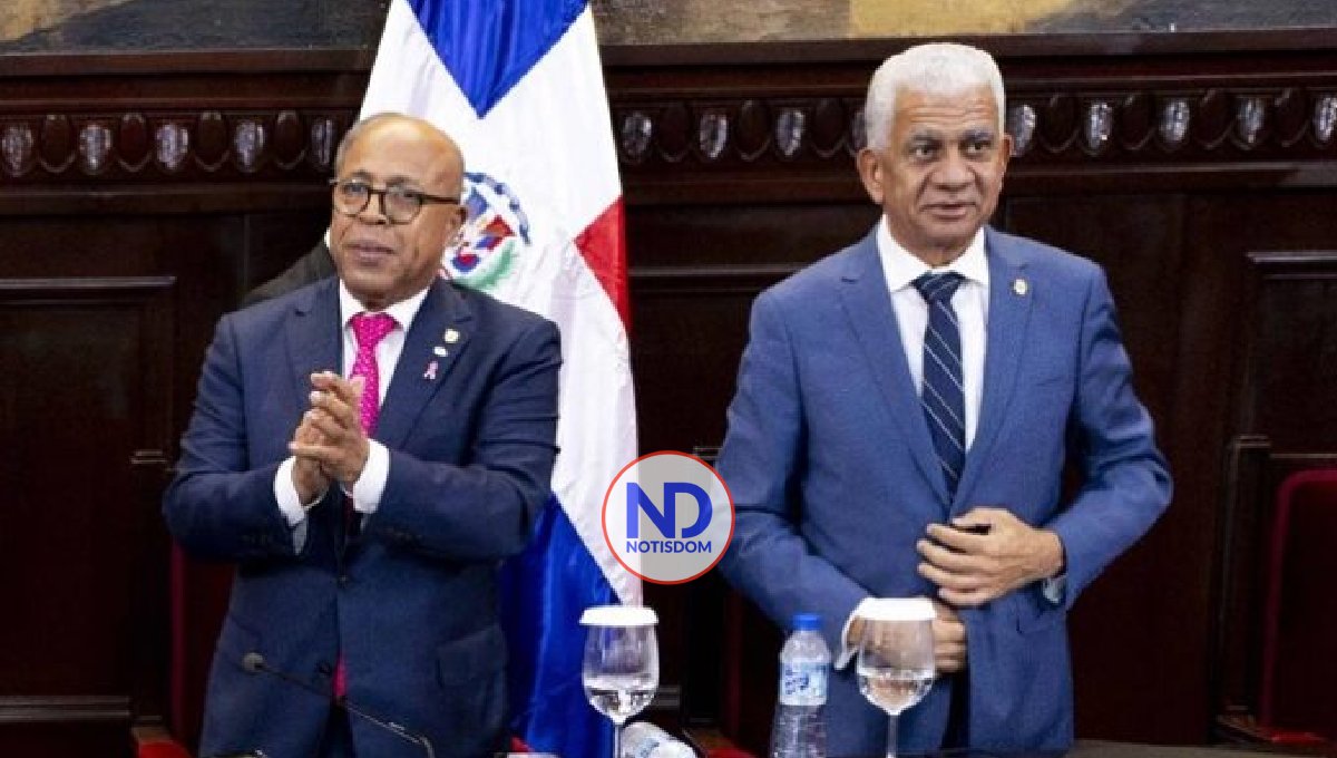 PRM decide continúen Pacheco y Santos presidentes Senado y CD