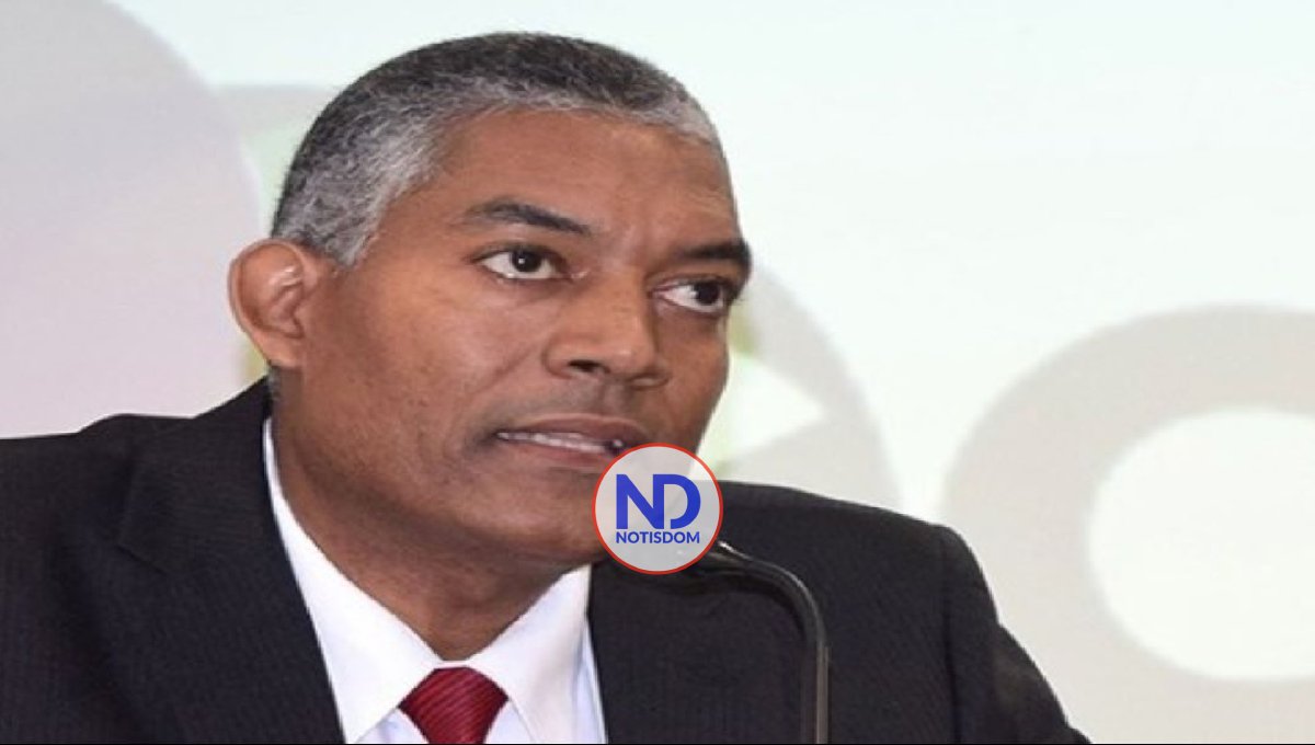 Cuestiona que en RD personas «sin preparación» abran iglesias