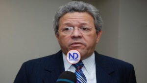 Salazar dice Danilo desempeñó papel «lastimoso» y destruyó PLD