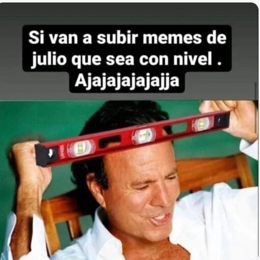MEME DE JULIO IGLESIAS Con julio arrancan los memes que nos ¡tienen hartos!