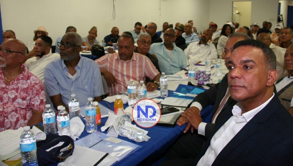 PRM NY realiza seminario "Comprendiendo y Abordando Nuestra Participación Electoral 2024" 3 NOTISDOM FOTOS PF2024 30 PRM NY realiza seminario "Comprendiendo y Abordando Nuestra Participación Electoral 2024"