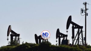 Precio del petróleo de Texas cierra semana en 83.16 dólares el barril
