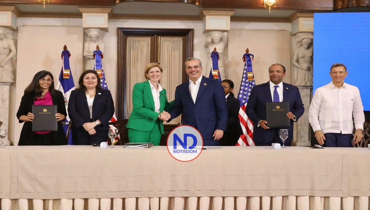 Banreservas y DFC anuncian US$84 millones para préstamos a mujeres y pequeñas empresas