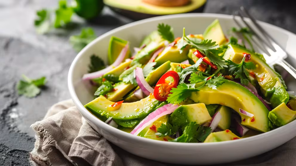 AGUACATE 2 Aguacate en el desayuno: ¿exceso de grasas o beneficio para la salud?