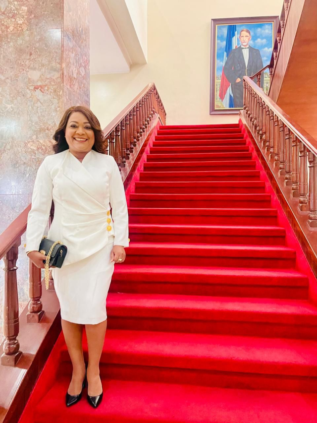 Aracelis Villanueva Aracelis Villanueva asume como senadora por San Pedro de Macorís