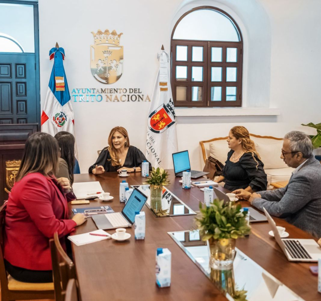 CAROLINA MEJIA 39 Alcaldía del DN inicia programa internacional para manejo de datos de SD