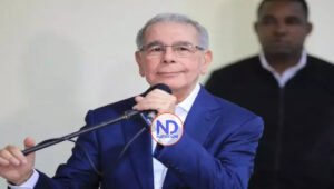 Danilo Medina desiste de dejar la presidencia del PLD