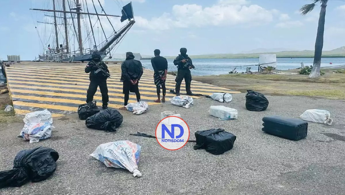 Autoridades RD decomisan 400 paquetes de drogas en Peravia