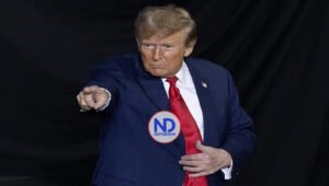 Trump afirma que las elecciones venezolanas «no fueron libres» y culpa a Kamala Harris