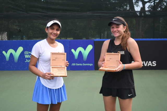 Eugenia Anzola Figueroa y Ahynoa Rangel campeonas de dobles Copa Flamenco Sivertsen y Osher, los campeones Copa Flamenco Santo Domingo J30