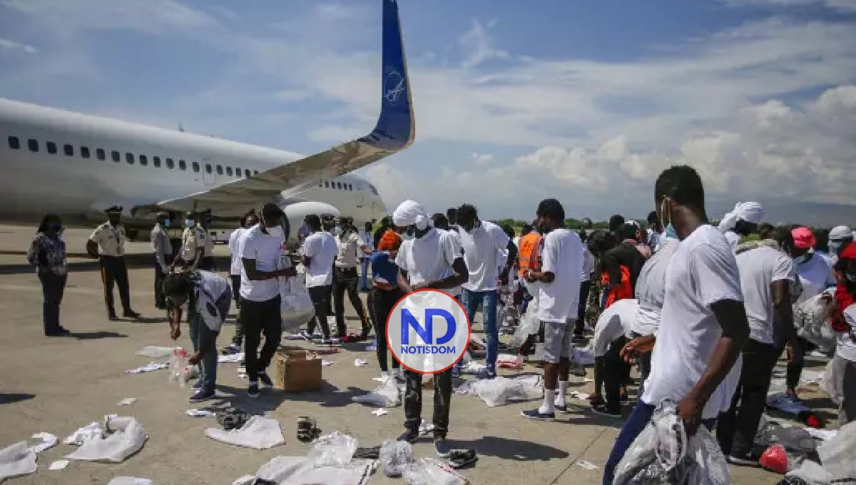 Estados Unidos repatria a 182 haitianos interceptados en el Caribe 2 Estados Unidos repatria a 182 haitianos interceptados en el Caribe