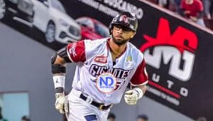 El cubano Henry Urrutia regresará con Los Gigantes del Cibao