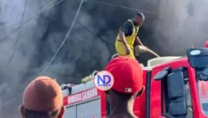 Dos muertos durante incendio de una ferretería en Samaná