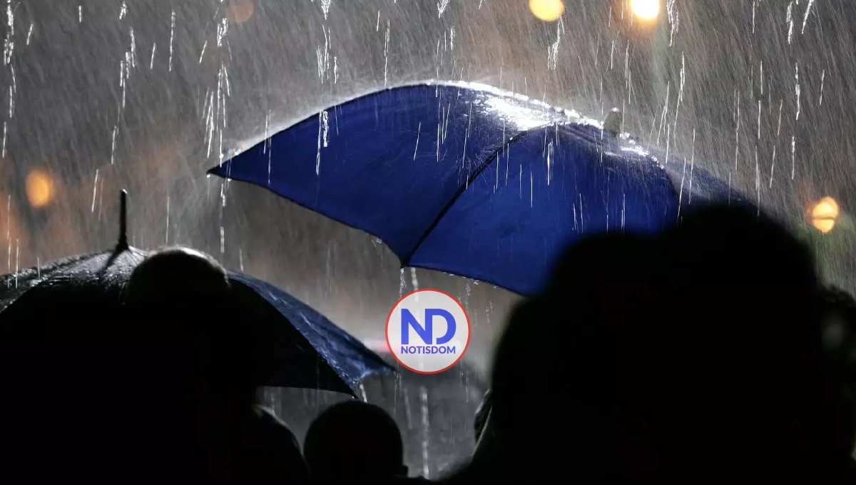 Indomet da seguimiento a onda tropical con potencial ciclónico