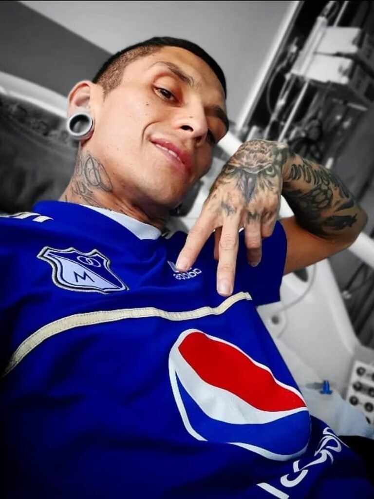 Javier Acosta 1 Joven de 36 años pide la eutanasia tras sufrir una infección bacteriana