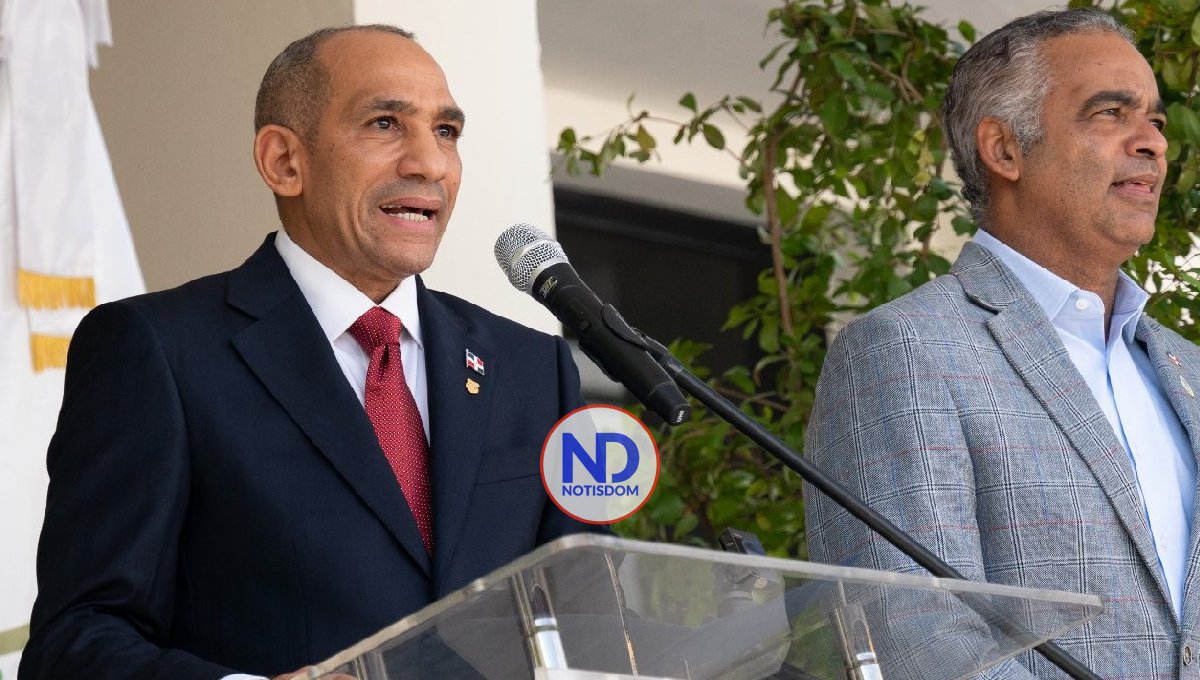 Abinader aumenta hasta un 160% el salario de agentes de la DNCD 2 Abinader aumenta hasta un 160% el salario de agentes de la DNCD