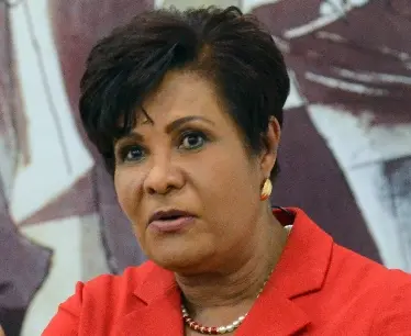 Josefa Castillo INAIPI condena maltrato de una madre a su niña en San Francisco de Macorís