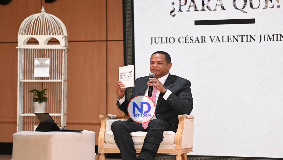 Valentín presentó su libro “Elecciones separadas, ¿para qué?”