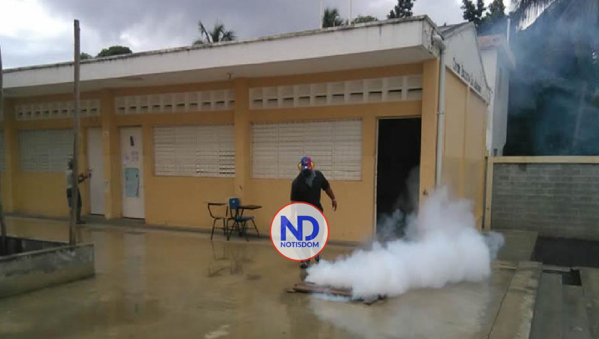 Intensifican higienización anti dengue en escuelas dominicanas 2 Intensifican higienización anti dengue en escuelas dominicanas
