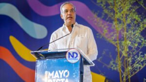 Presidente alaba dinamismo del municipio San Francisco Macorís