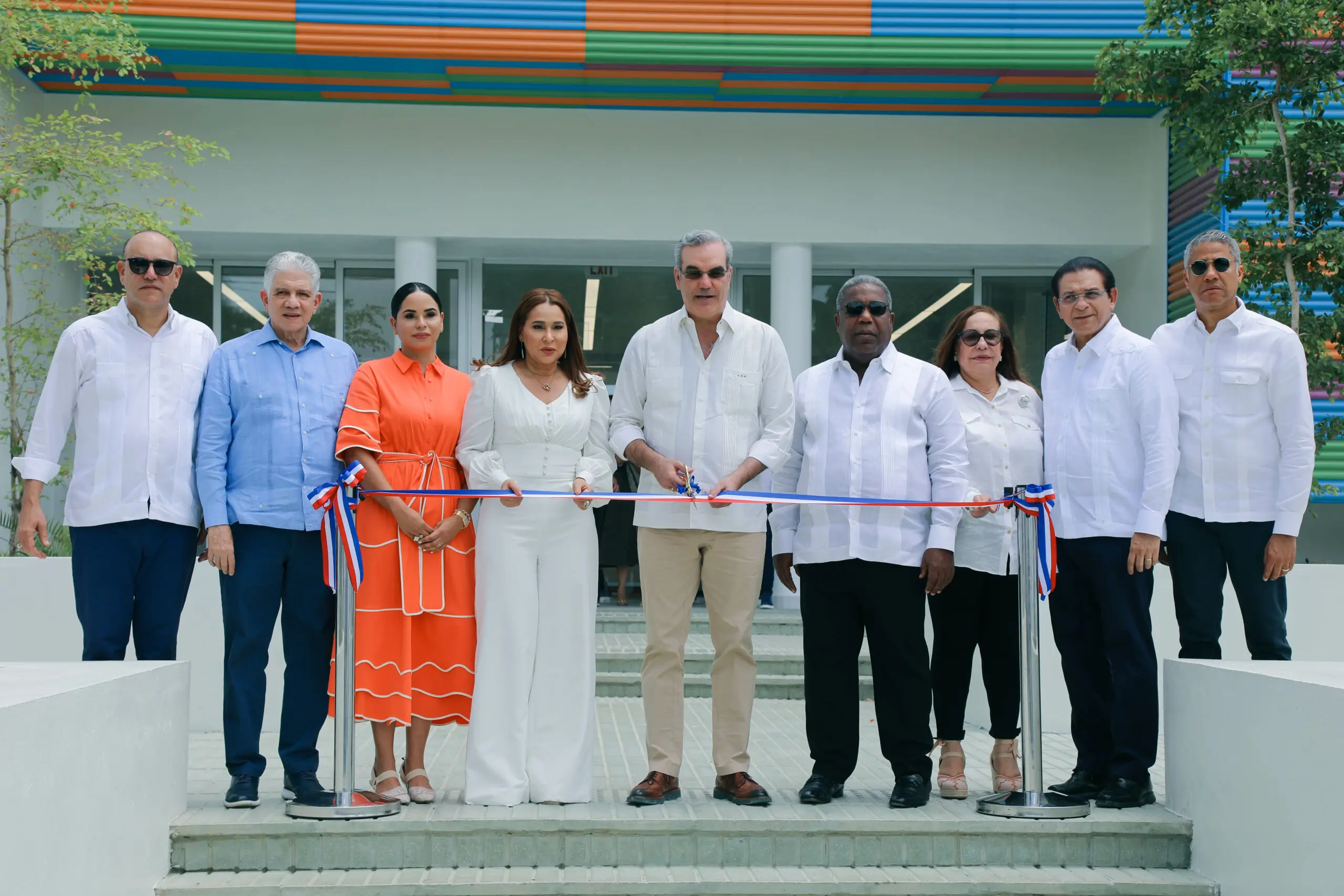 Abinader inaugura el primer Centro de Desarrollo Integral para la del país