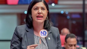 Senadora afirma segundo nivel del hospital de Salcedo estará listo en octubre