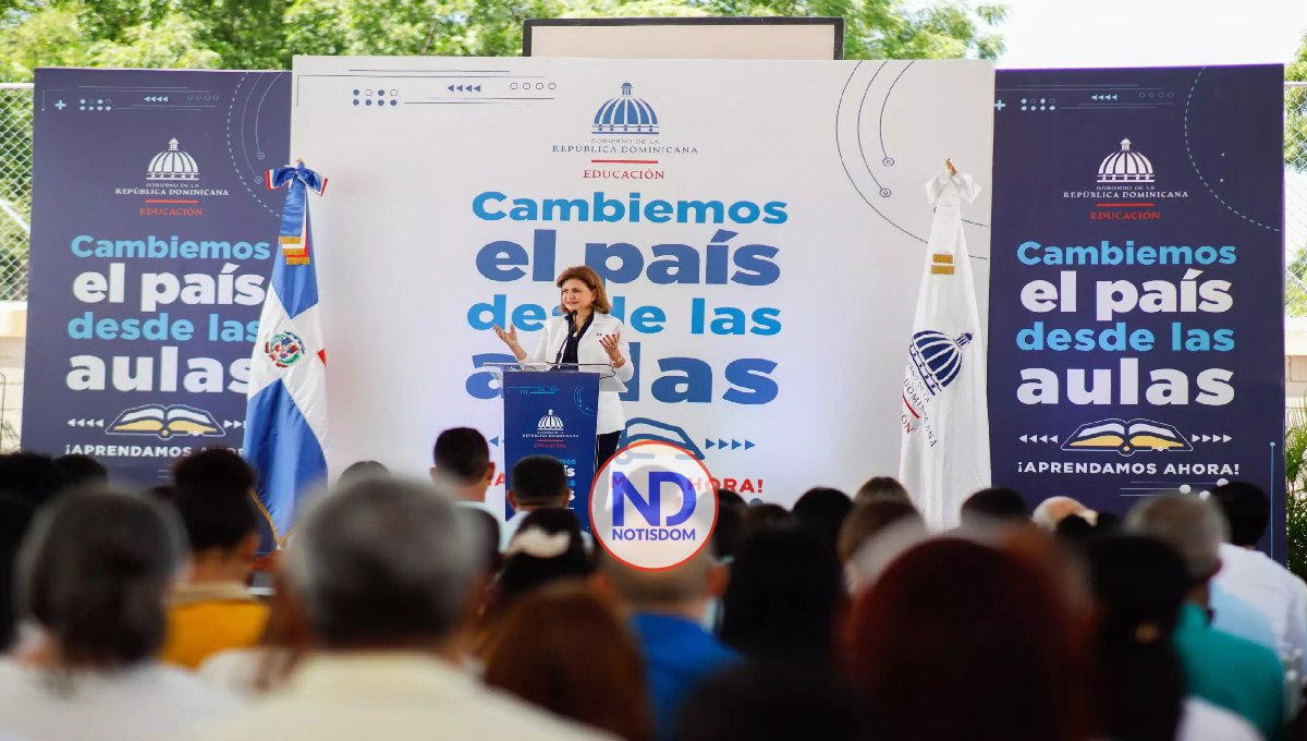 Raquel Peña insta a los maestros a evaluar su desempeño 2 Raquel Peña insta a los maestros a evaluar su desempeño