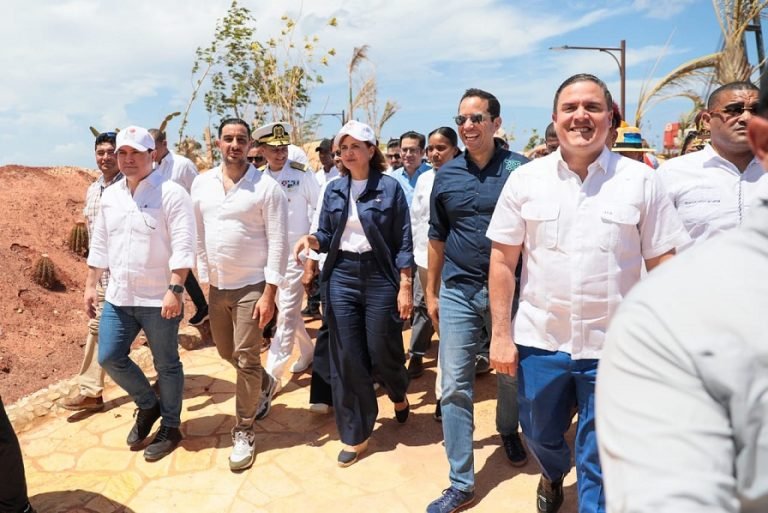 Raquel Pena INAUGURACION 2 Vicepresidenta inauguró muelles pesqueros Cabo Rojo y Salinas