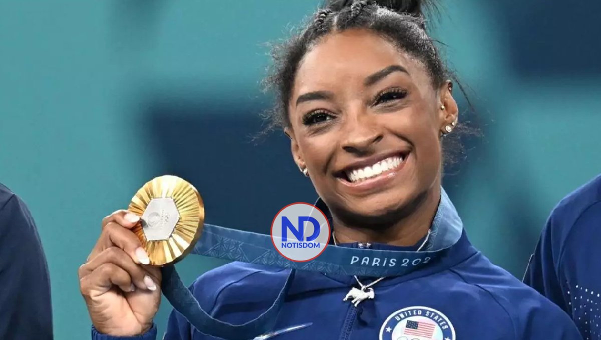 Simone Biles continúa racha y gana medalla de oro en salto