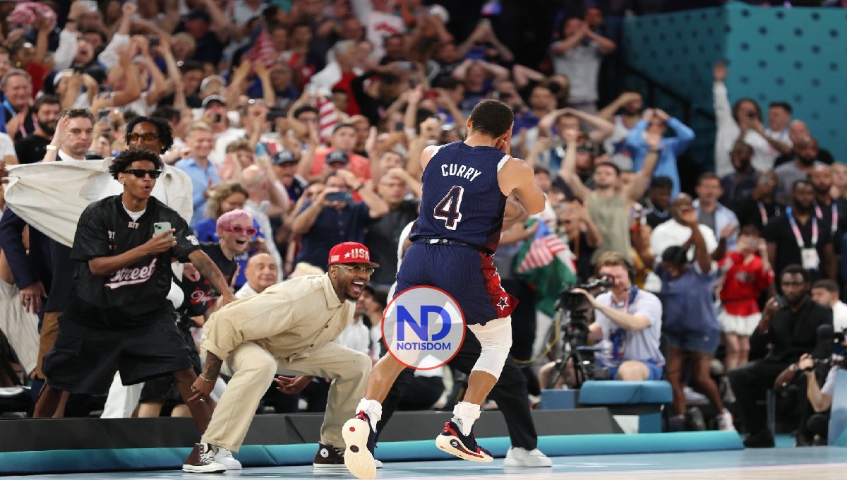 Curry, Durant y LeBron guían a Estados Unidos hacia su decimoséptimo titulo