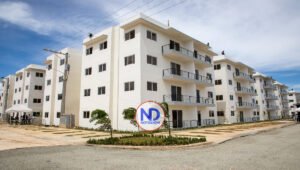 Gobierno entrega apartamentos Boca Chica y títulos en Nisibon