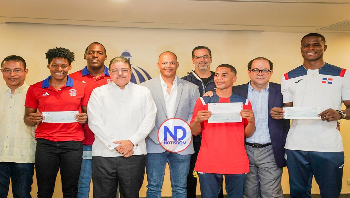 Medallistas dominicanos reciben «mejor» premio económico de AL 2 Medallistas dominicanos reciben «mejor» premio económico de AL