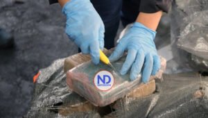 Detienen a nueve dominicanos con un alijo de cocaína en aguas de PR