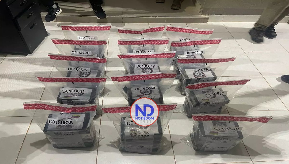Autoridades ocupan 75 paquetes cocaína en costas de Pedernales 2 Autoridades ocupan 75 paquetes cocaína en costas de Pedernales