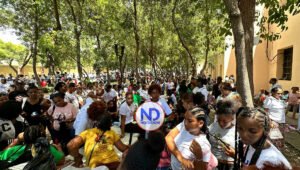 Realizan concentración frente al Palacio Nacional en demanda de un mejor Código Penal