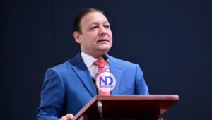 Abel niega haber abusado de mujer dice tiene un hijo suyo; exige prueba de paternidad