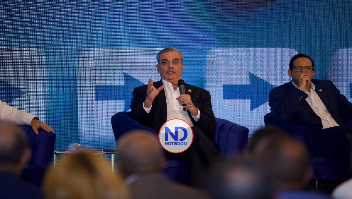 Gobierno anuncia 13 instituciones RD serán fusionadas o suprimidas