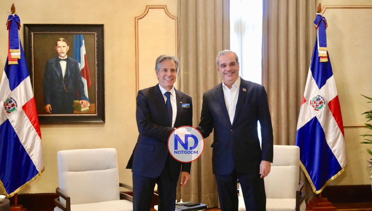 Blinken agradece a Abinader por su «cálida bienvenida a la RD»