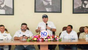 Ministro Paliza promueve turismo sostenible en Luperón