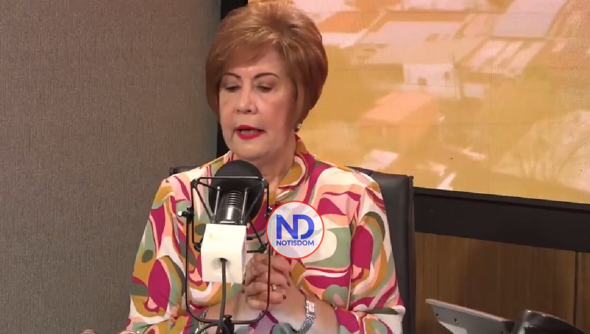 Ex ministra Educación dice no pagó útiles de mala calidad