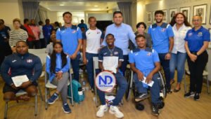 Deportes entrega 100,000 pesos atletas compitieron Paralímpicos