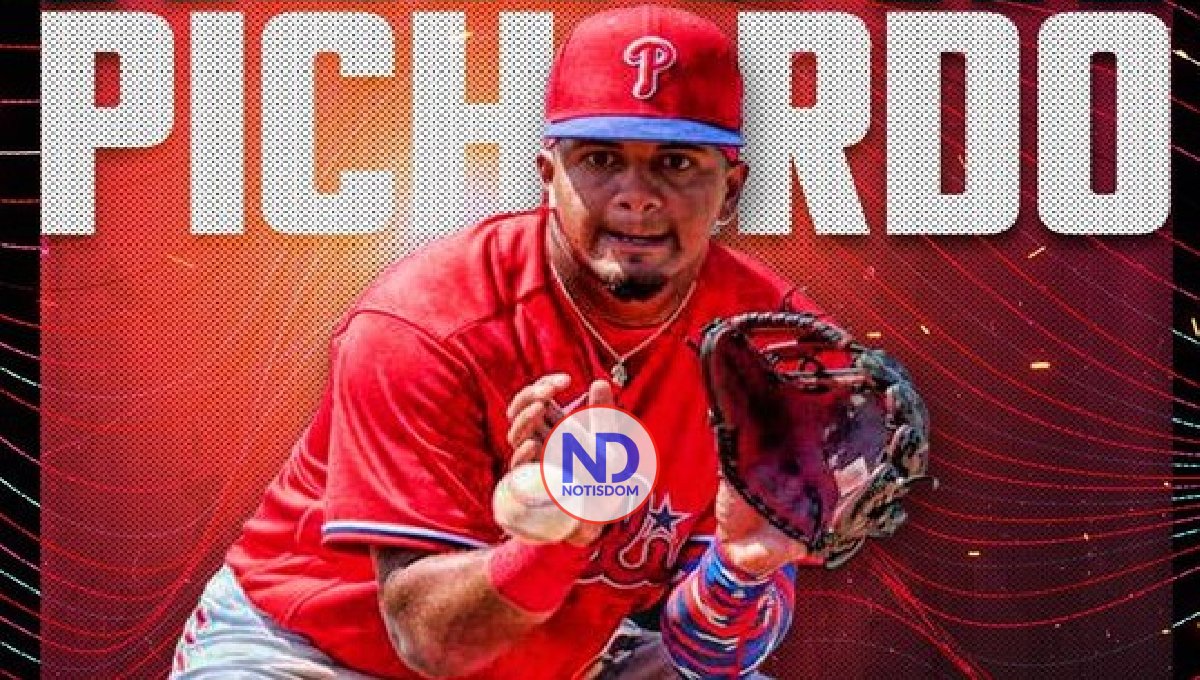 Gigantes firman a Pichardo y De la Rosa en el béisbol dominicano