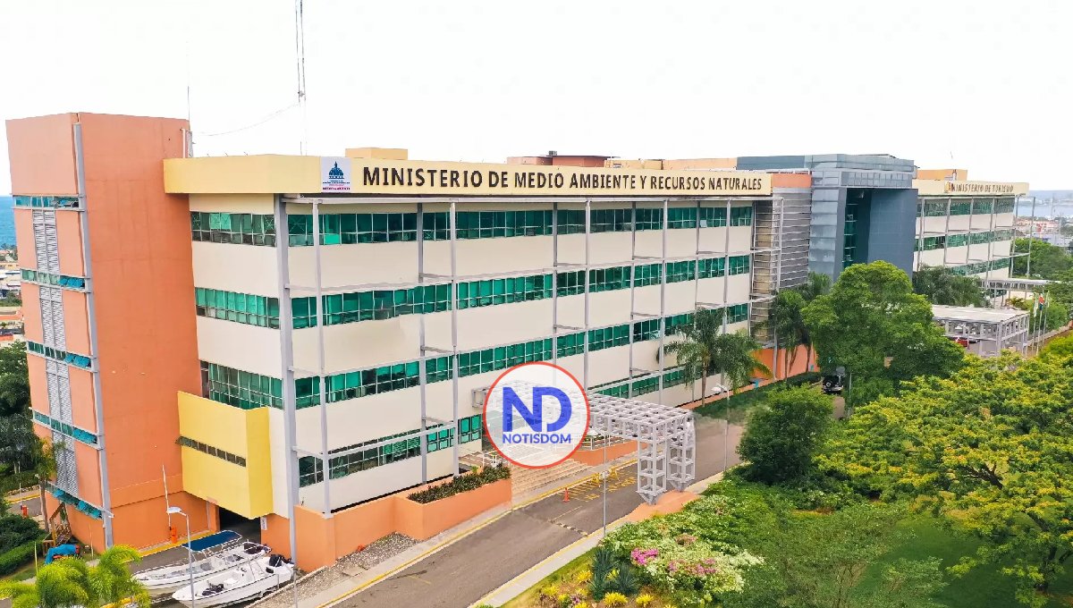 Medio Ambiente investiga muerte de un manatí encontrado en el Parque Nacional El Morro