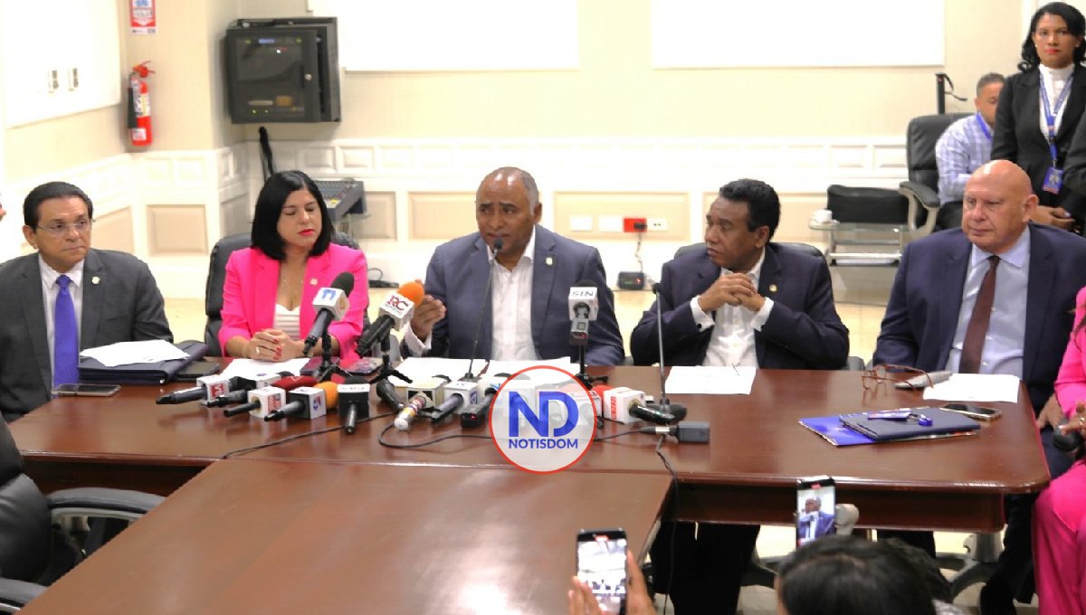 Senadores inician trabajos para selección nuevos miembros JCE