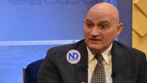 Reforma fiscal en RD busca control de déficit público