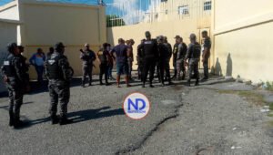 Reo secuestra al comandante de la cárcel del 15 de Azua