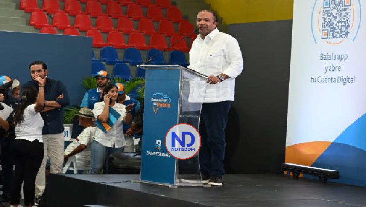 Cientos asisten a la jornada Bancarizar es Patria en San Carlos